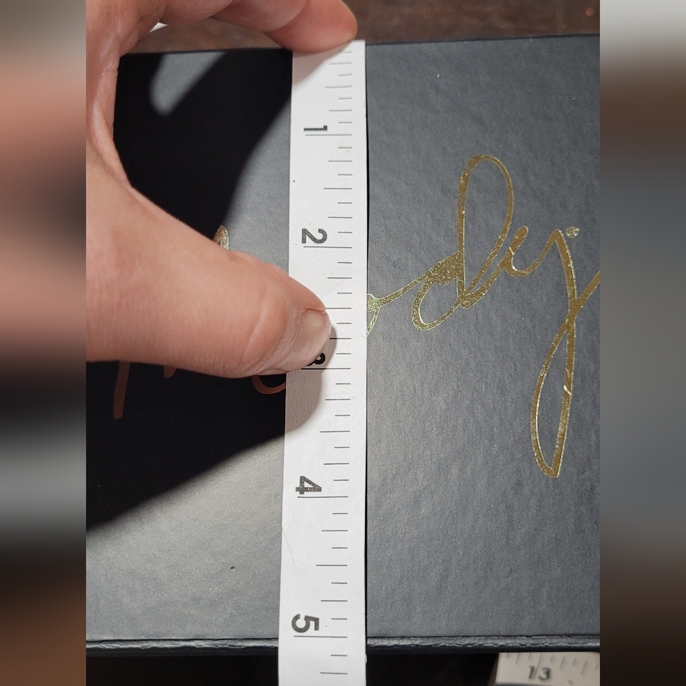 Moody guitar strap BOX ONLY - Picture 5 of 10